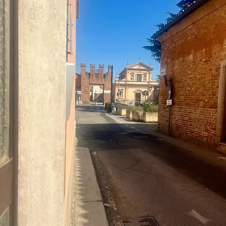 A Due Passi Dalla Certosa Apartamento Certosa di Pavia