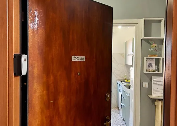 A Due Passi Dalla Certosa Apartamento